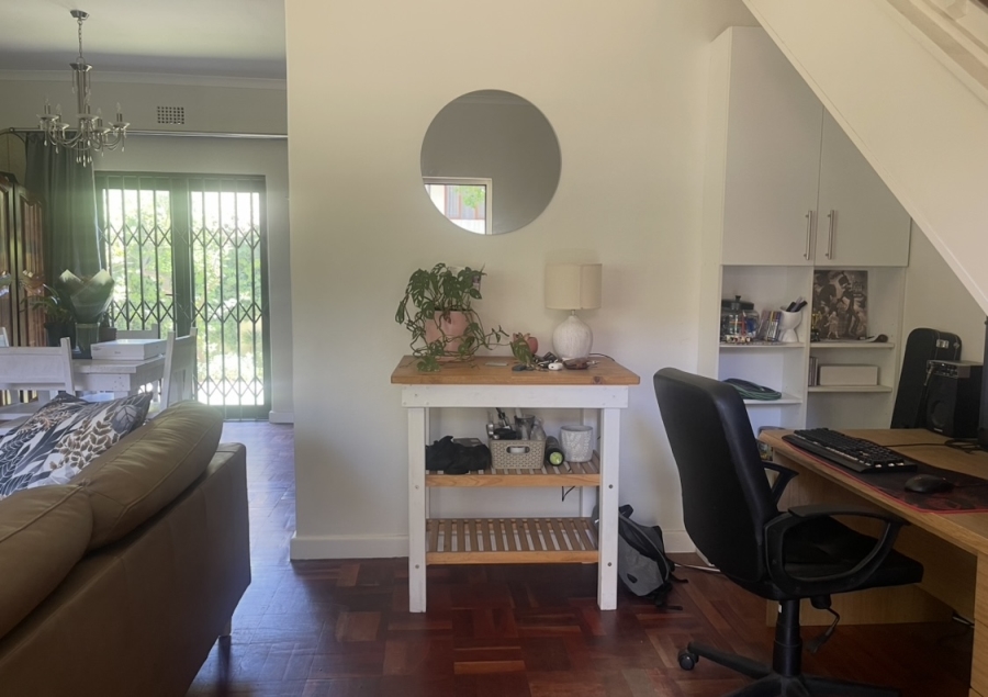 To Let 2 Bedroom Property for Rent in Kenilworth Western Cape